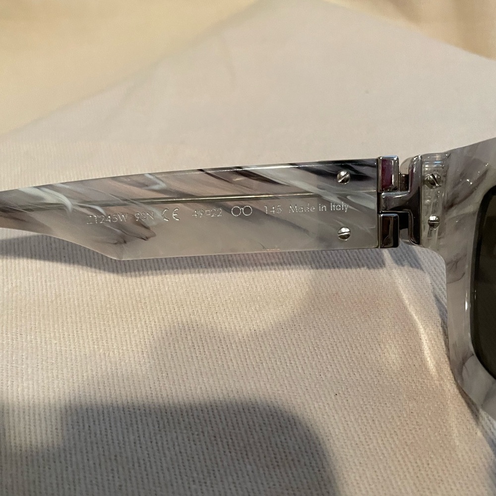 Luis Vuitton “Charleston” Mens Mirrored Sunglasses - Picture 9 of 14